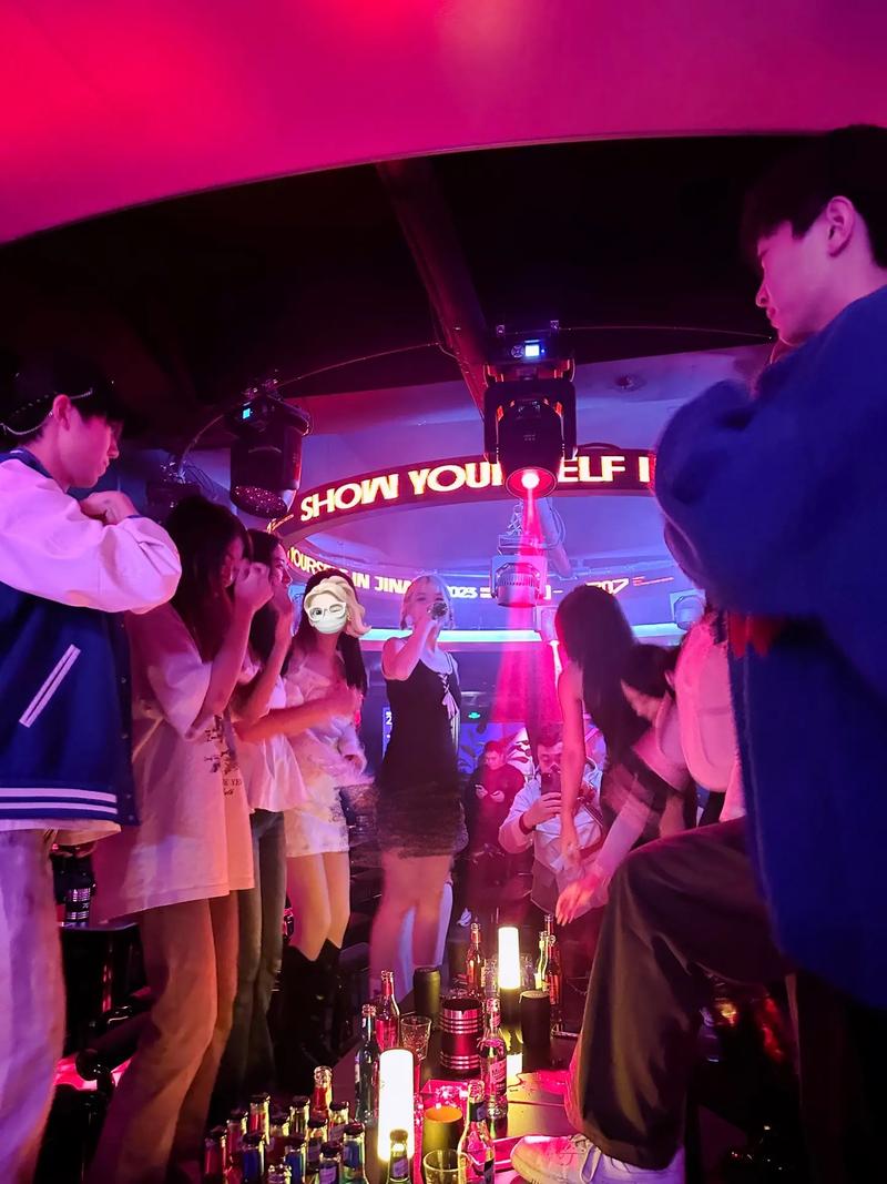 汕头商务ktv中低端区别解析-澄海区ktv预定